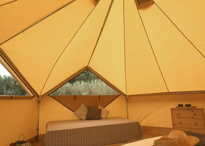 אוהל מפואר El Glamp De Vall D Or פלטחה ד'ארו